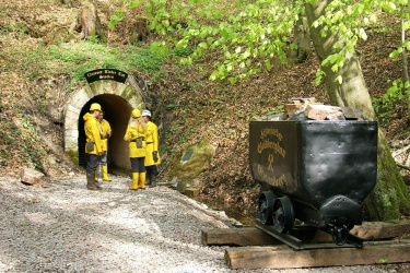 Goldbergbau