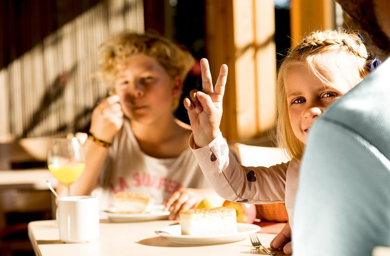 kinder restaurant